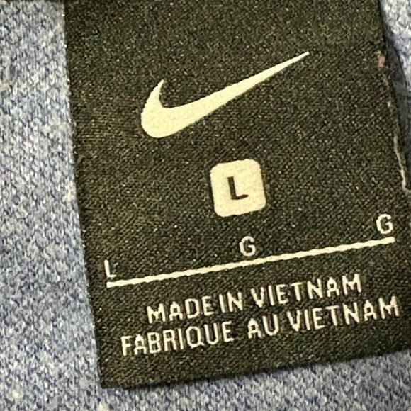Nike 1/4 zip woman’s sweater size L. Heathered blue, with pockets. Long sleeve. - Picture 9 of 14